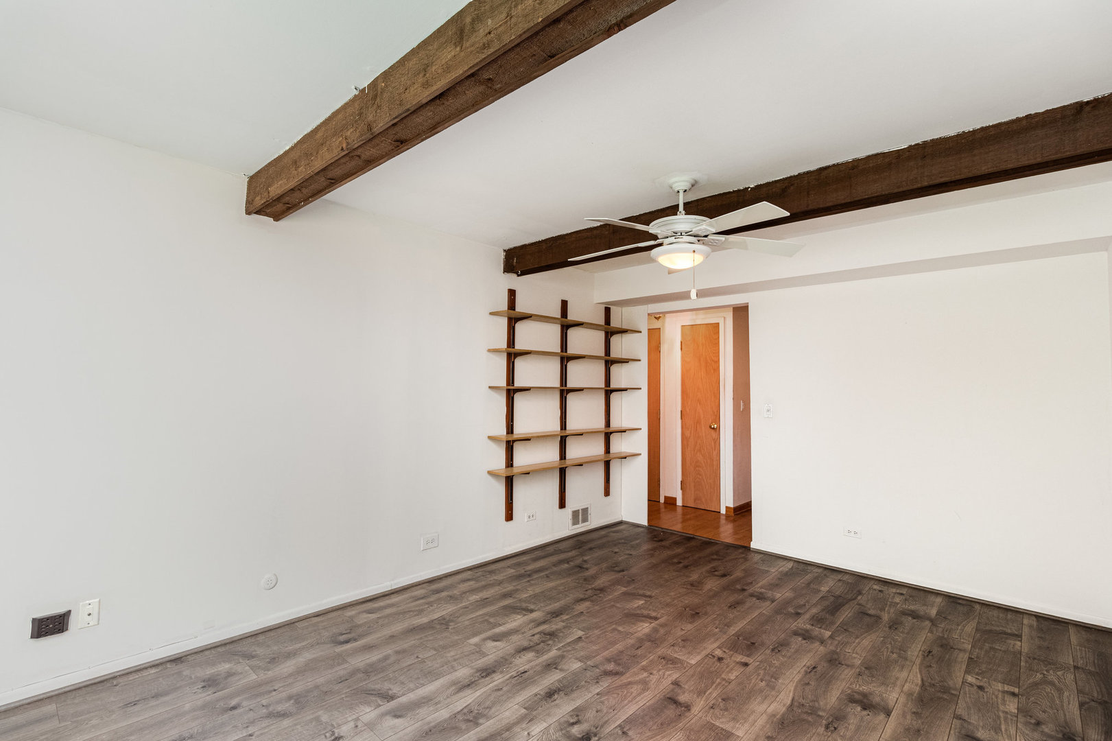 816 W Partridge Lane, Mount Prospect, IL 60056