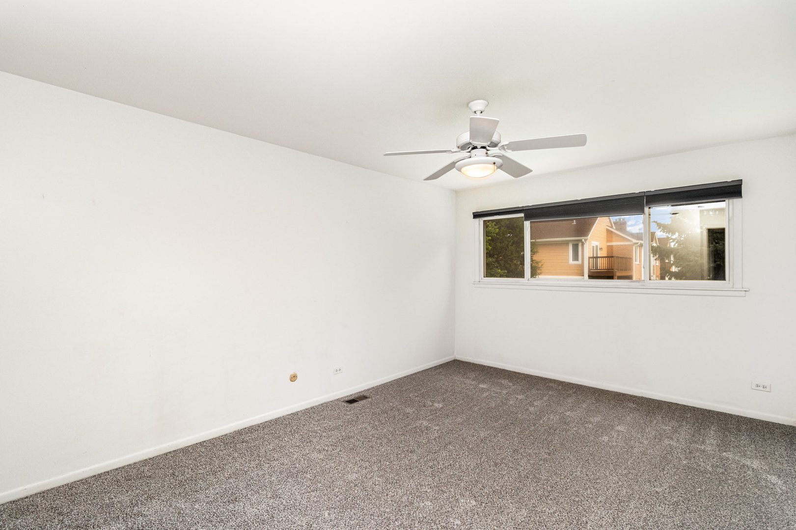 816 W Partridge Lane, Mount Prospect, IL 60056