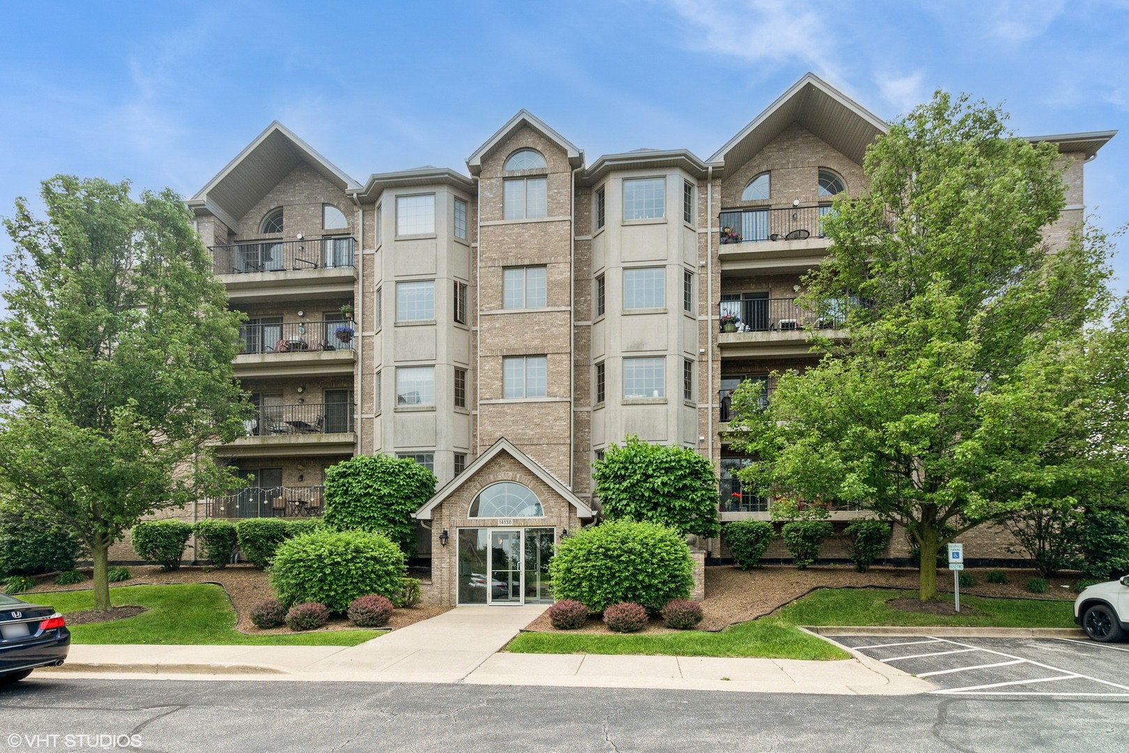 14130 Sheffield Drive #202, Homer Glen, IL 60491