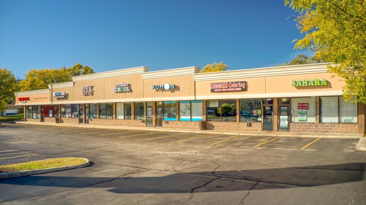 1234 S Highland Avenue, Lombard, IL 60148