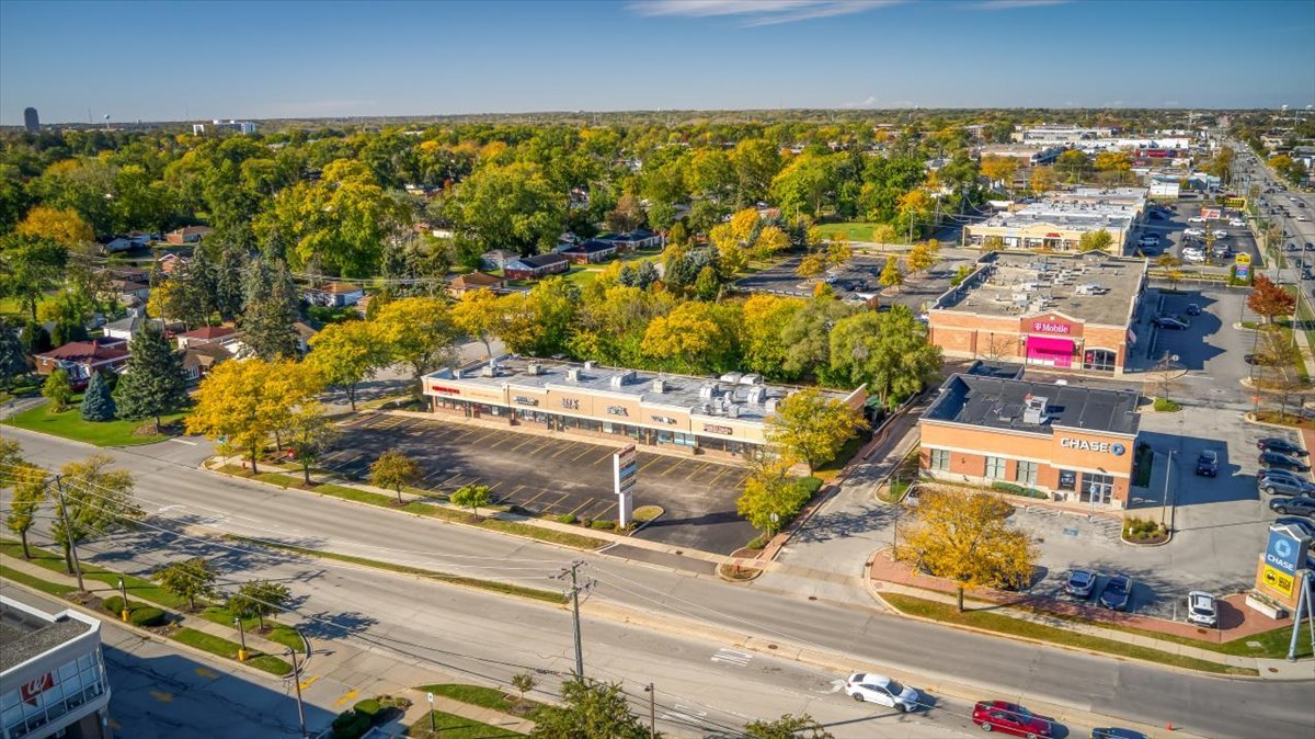 1234 S Highland Avenue, Lombard, IL 60148