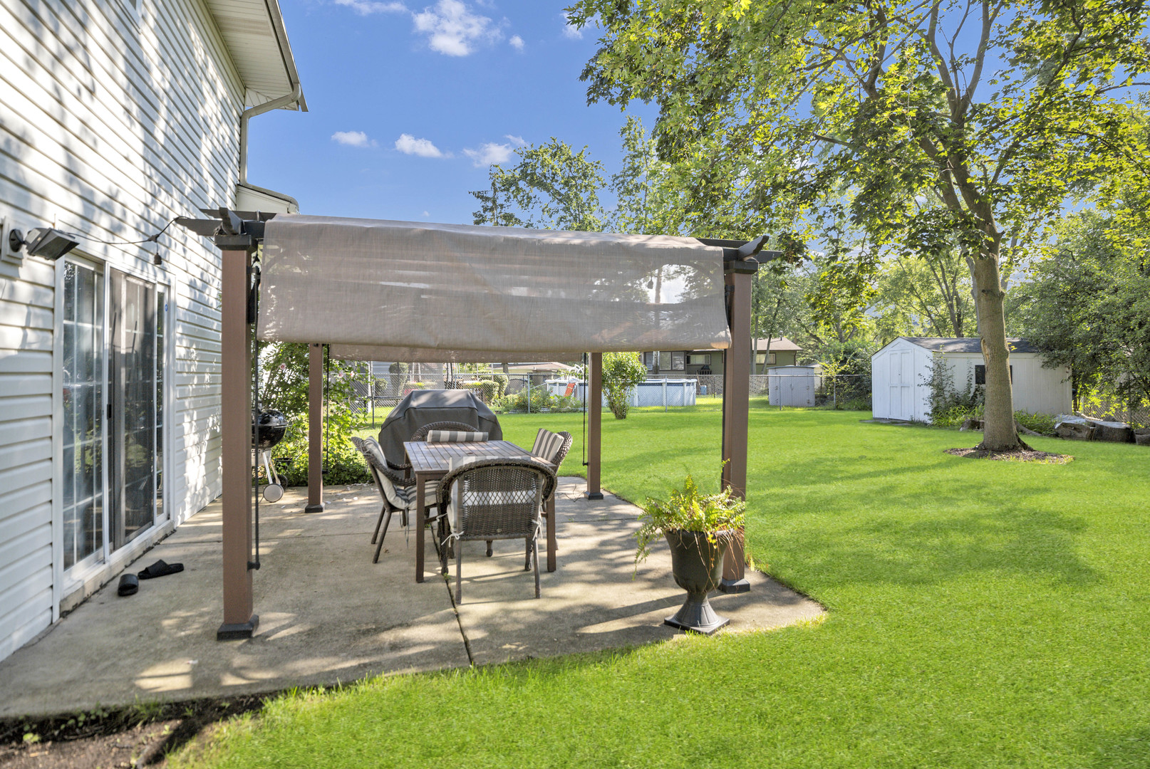 226 Timbercrest Drive, Schaumburg, IL 60193