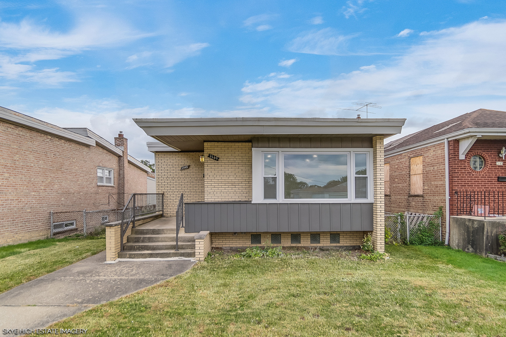 2149 E 90th Street, Chicago, IL 60617