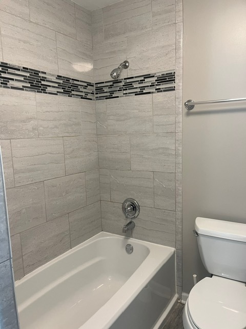 409 E Fullerton Avenue, Elmhurst, IL 60126