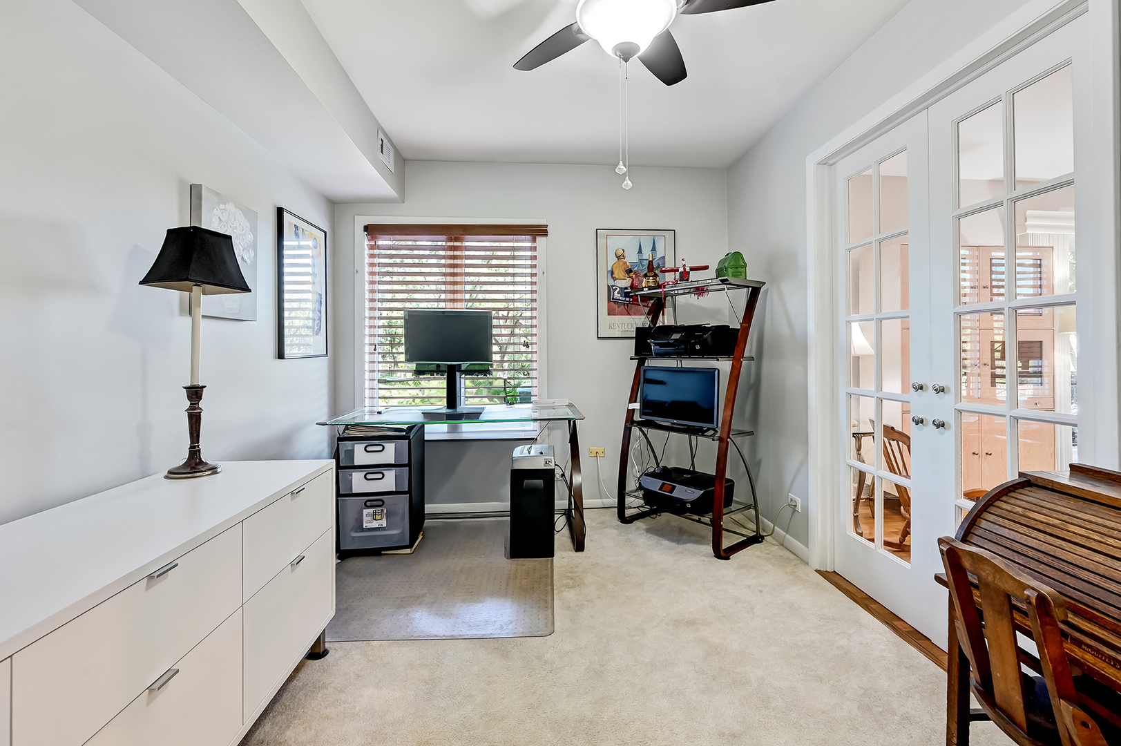 201 Lake Hinsdale Drive #111, Willowbrook, IL 60527