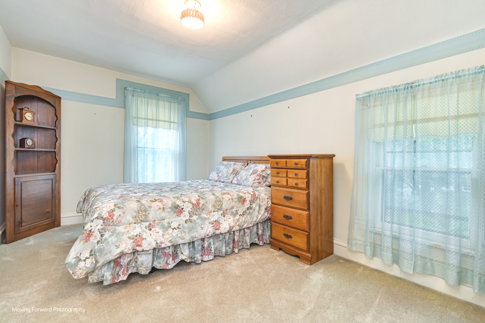 838 Cedar Avenue, Elgin, IL 60120