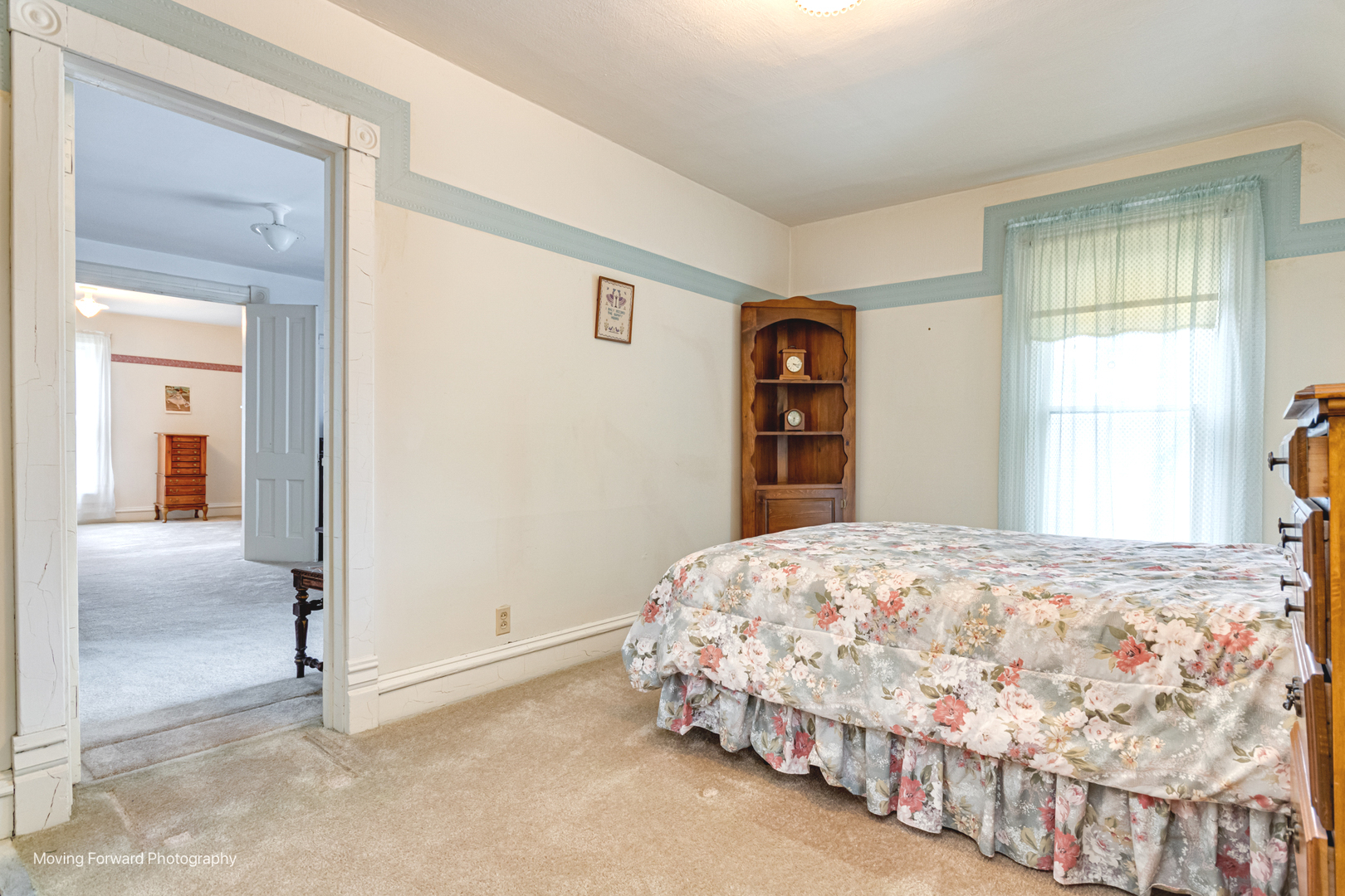 838 Cedar Avenue, Elgin, IL 60120