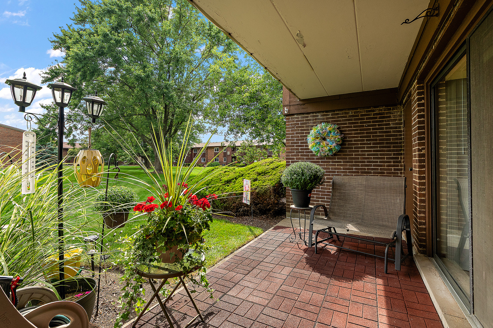 6715 180th Street #5, Tinley Park, IL 60477