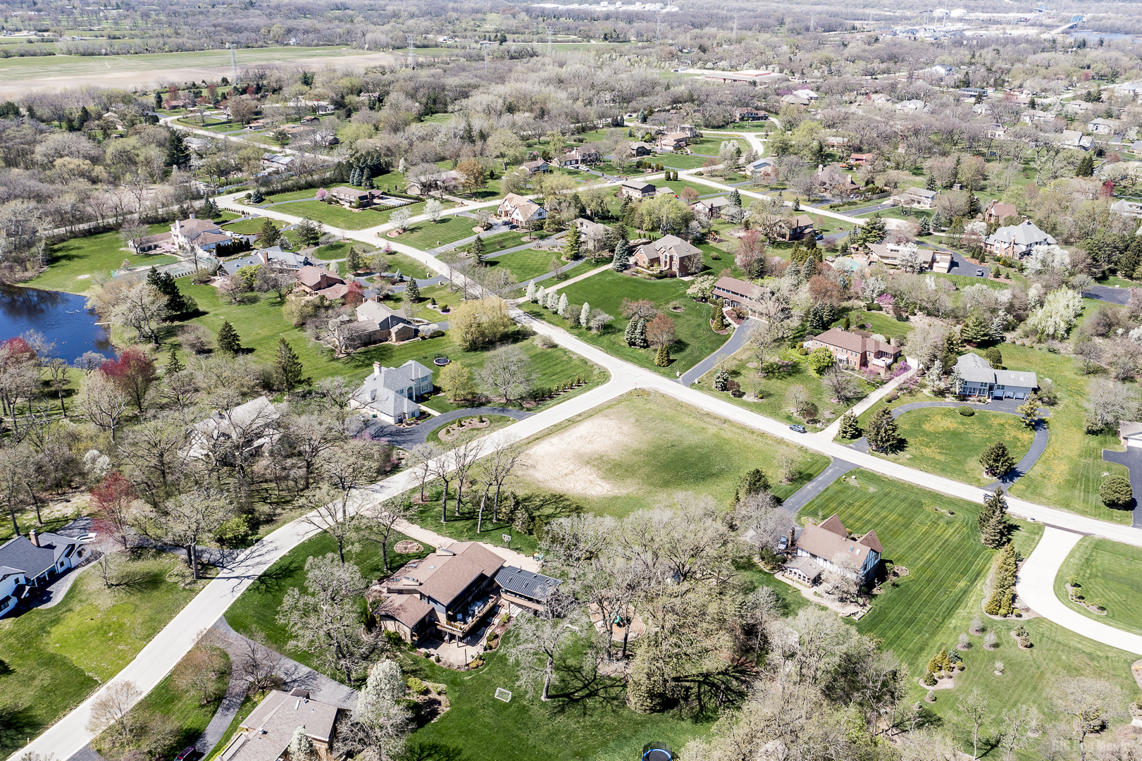 2 Equestrian Way, Lemont, IL 60439