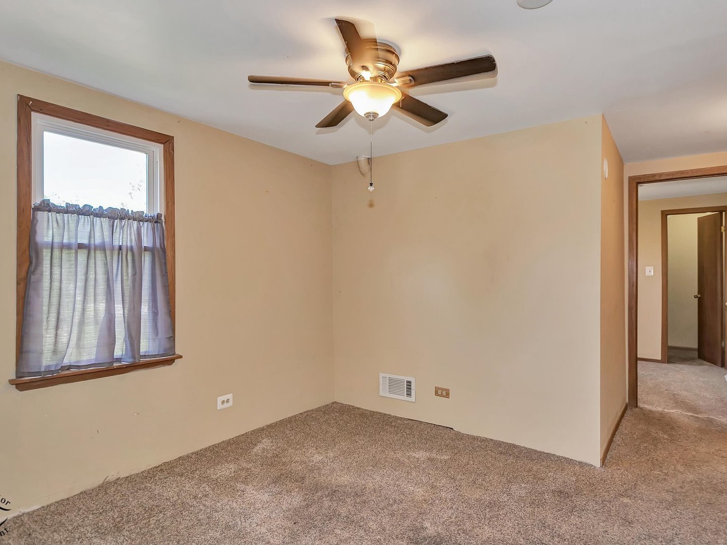 19380 Peoria Street, Chicago Heights, IL 60411