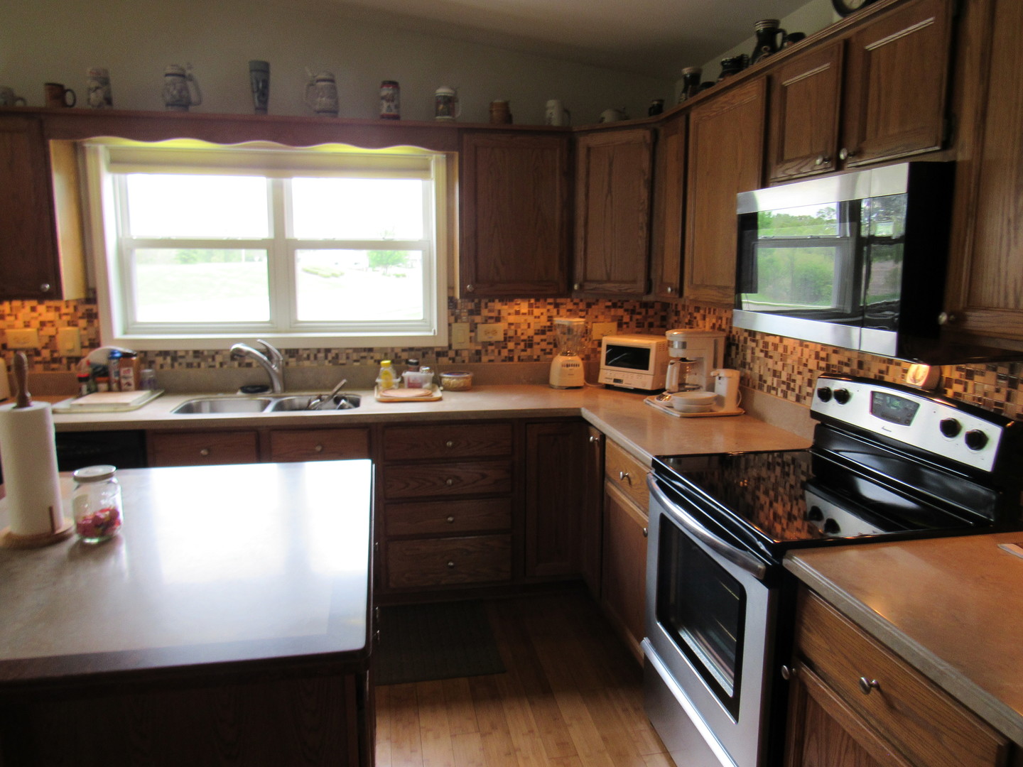 337 Belmont Court, Grayslake, IL 60030