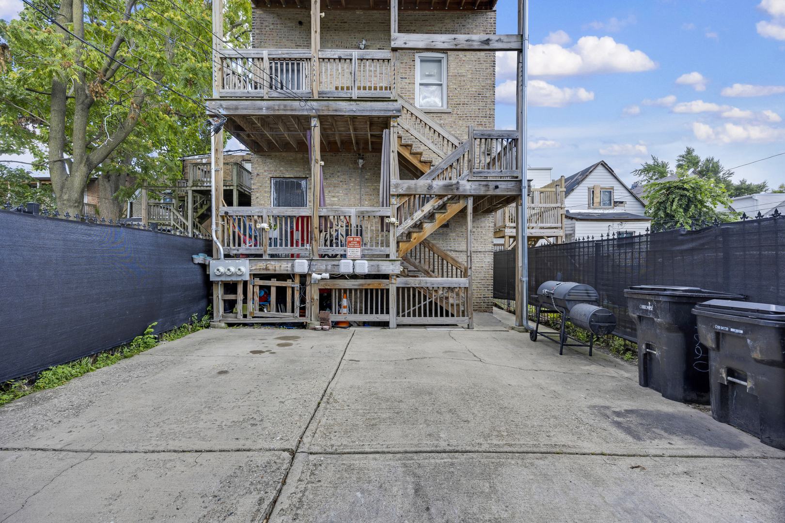 7220 S Carpenter Street, Chicago, IL 60621