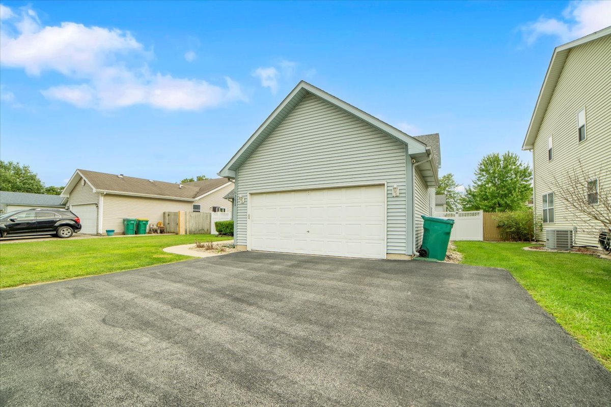 3624 Shannon Court, Joliet, IL 60431