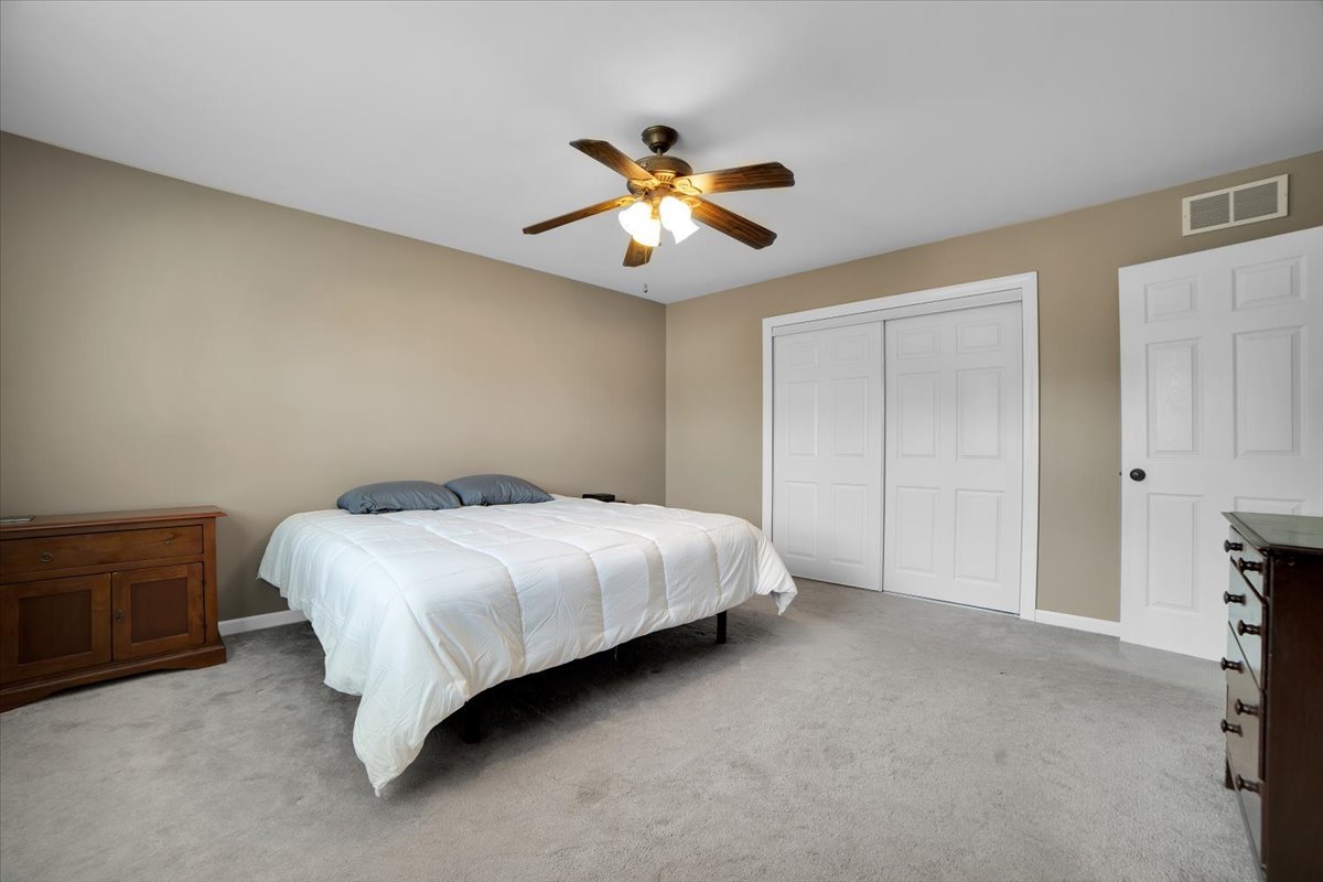 3624 Shannon Court, Joliet, IL 60431
