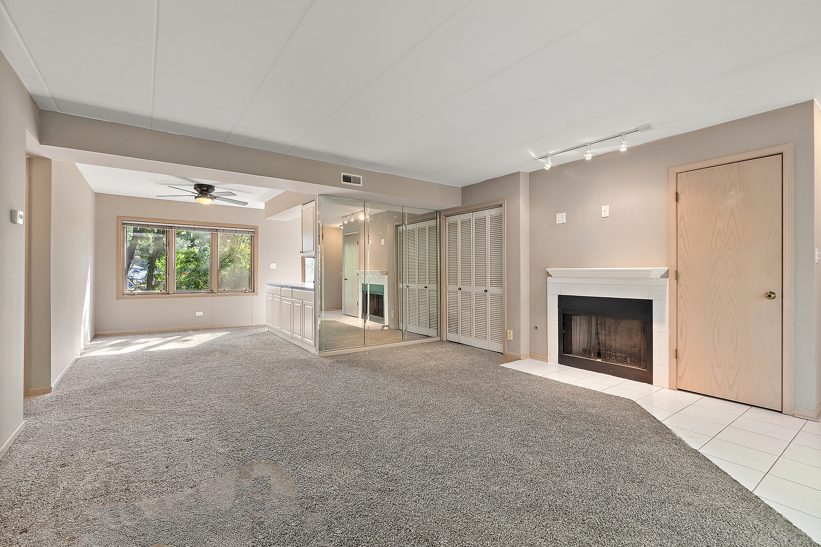 12117 S Nagle Avenue #2N, Palos Heights, IL 60463