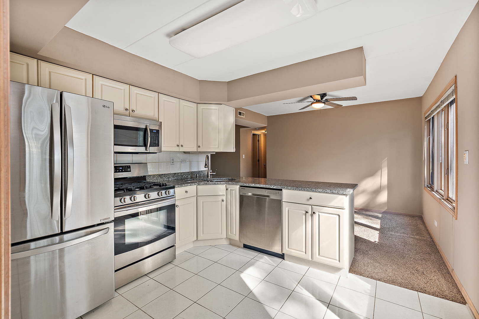 12117 S Nagle Avenue #2N, Palos Heights, IL 60463