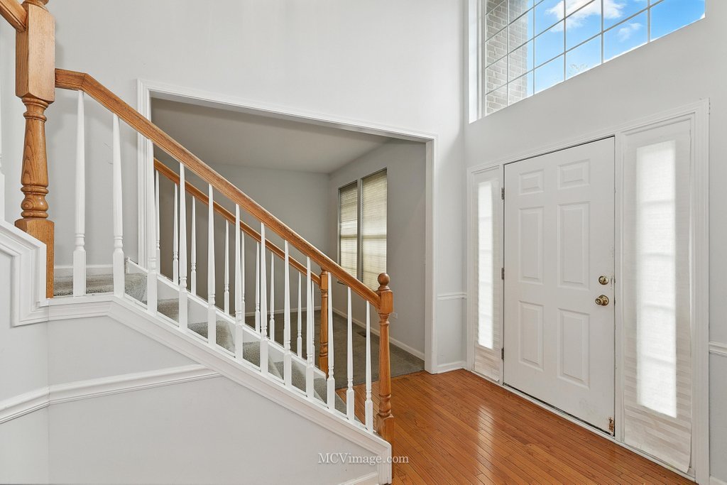 402 Marshall Ash Street, Bolingbrook, IL 60490