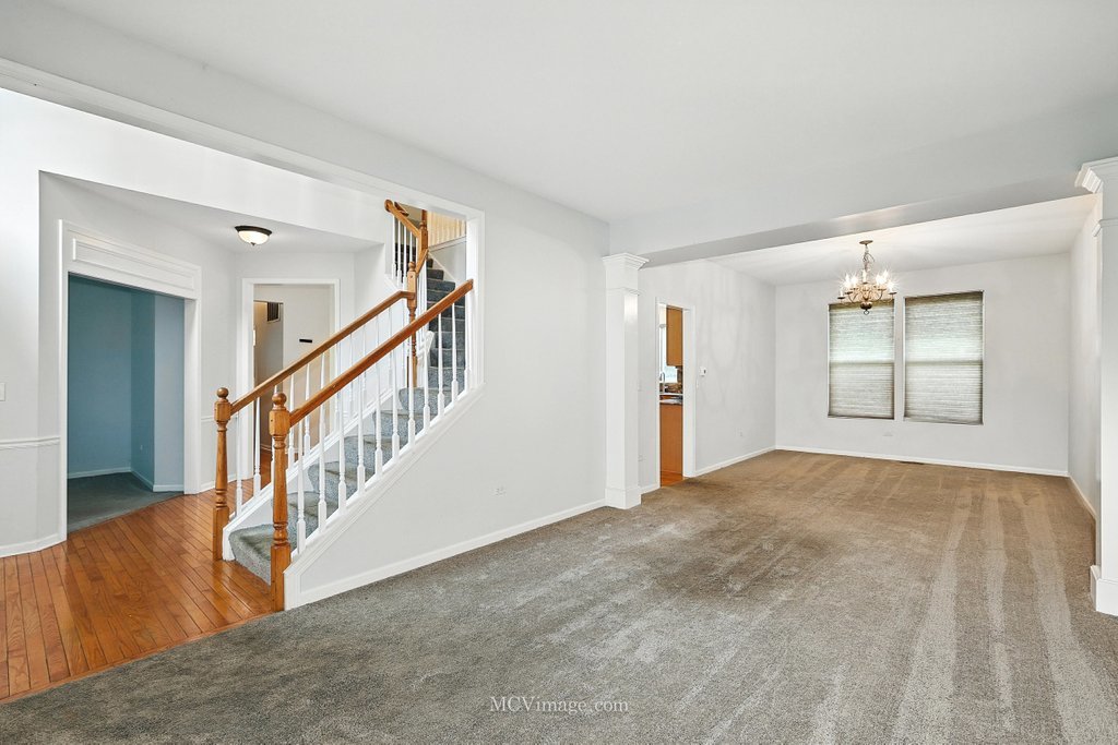 402 Marshall Ash Street, Bolingbrook, IL 60490
