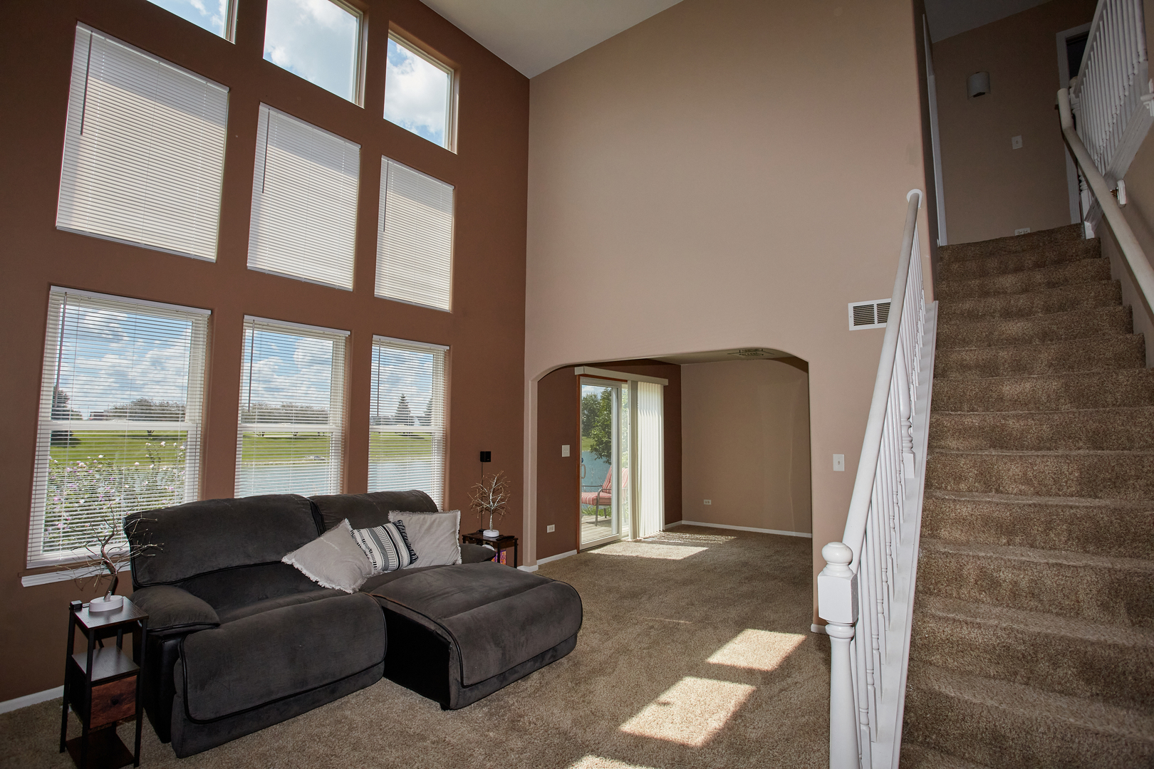 1724 Waters Edge Drive, Minooka, IL 60447