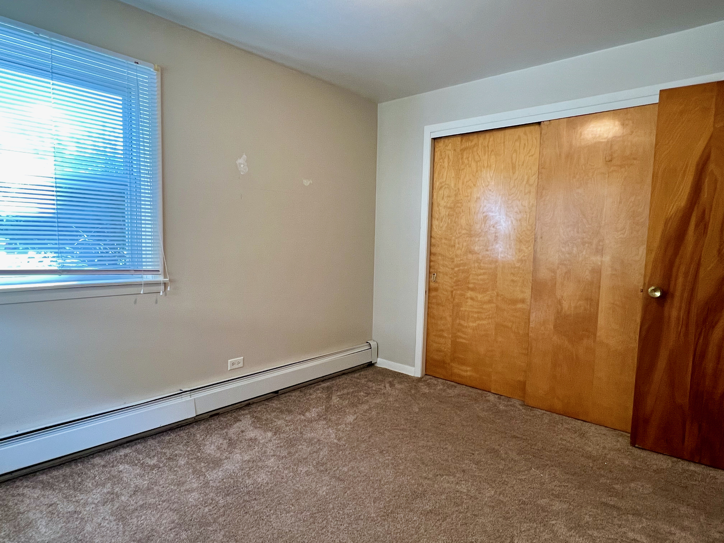 637 Pasadena Avenue #1E, Beecher, IL 60401