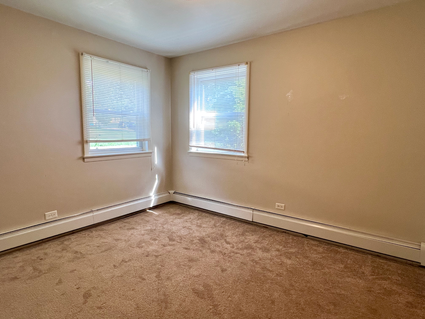 637 Pasadena Avenue #1E, Beecher, IL 60401