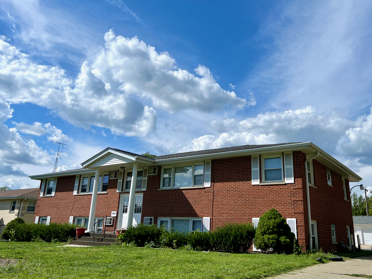 637 Pasadena Avenue #1E, Beecher, IL 60401