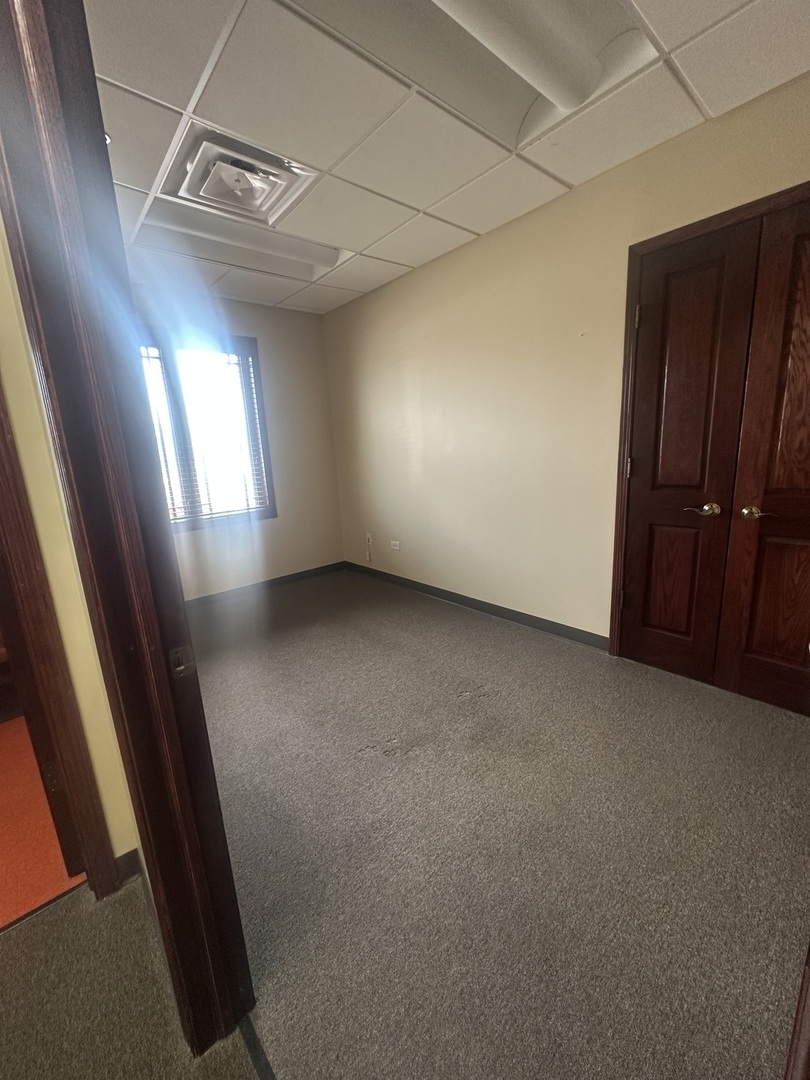 3845 McCoy Drive #105, Aurora, IL 60504