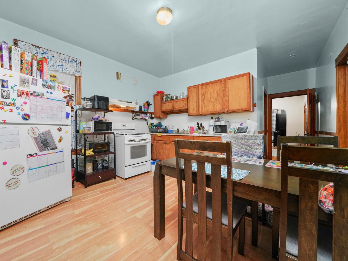 2131 N Springfield Avenue, Chicago, IL 60647