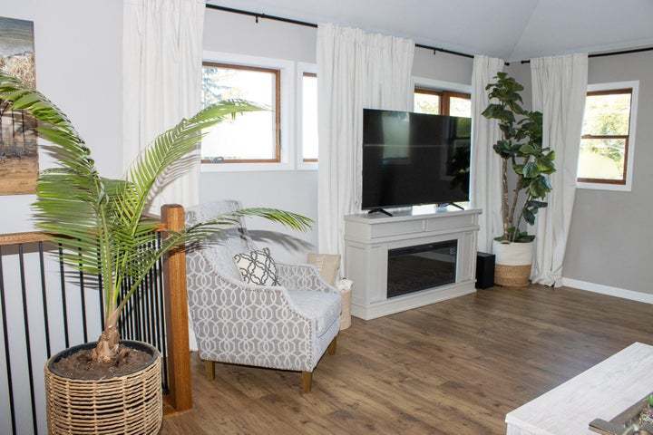 7522 Lake Shore Drive, Cedar Lake, IN 46303