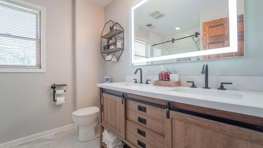 7522 Lake Shore Drive, Cedar Lake, IN 46303