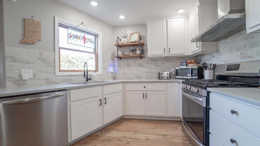 7522 Lake Shore Drive, Cedar Lake, IN 46303