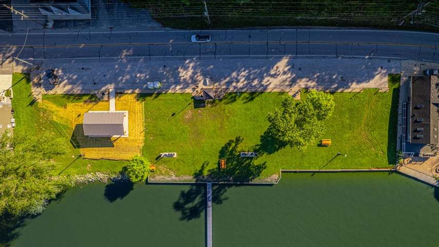 7522 Lake Shore Drive, Cedar Lake, IN 46303