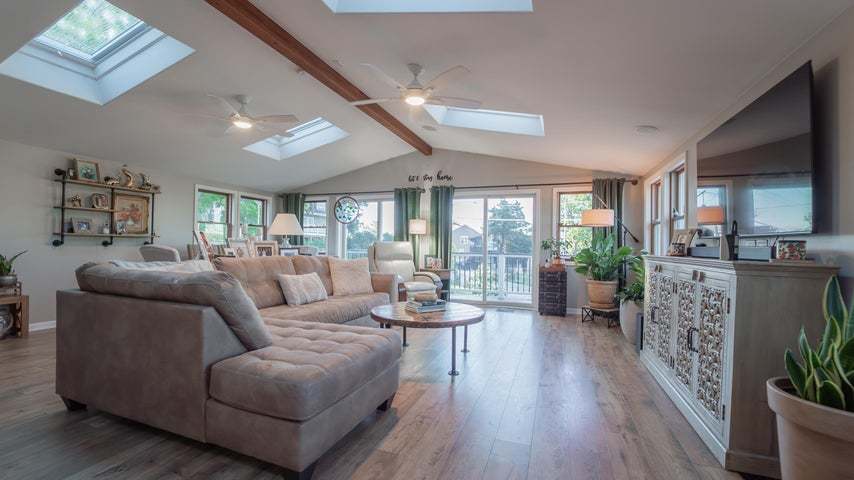 7522 Lake Shore Drive, Cedar Lake, IN 46303