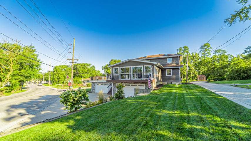 7522 Lake Shore Drive, Cedar Lake, IN 46303