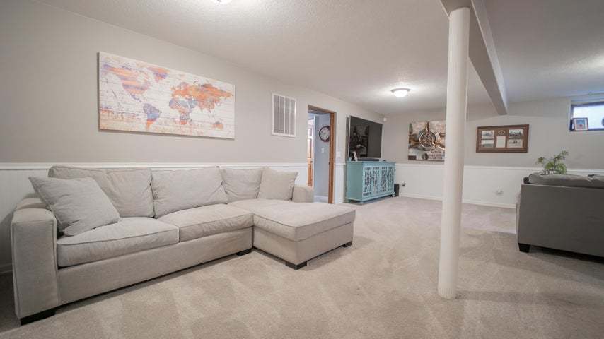 7522 Lake Shore Drive, Cedar Lake, IN 46303