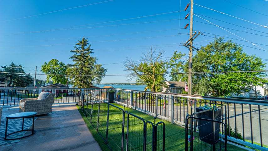 7522 Lake Shore Drive, Cedar Lake, IN 46303