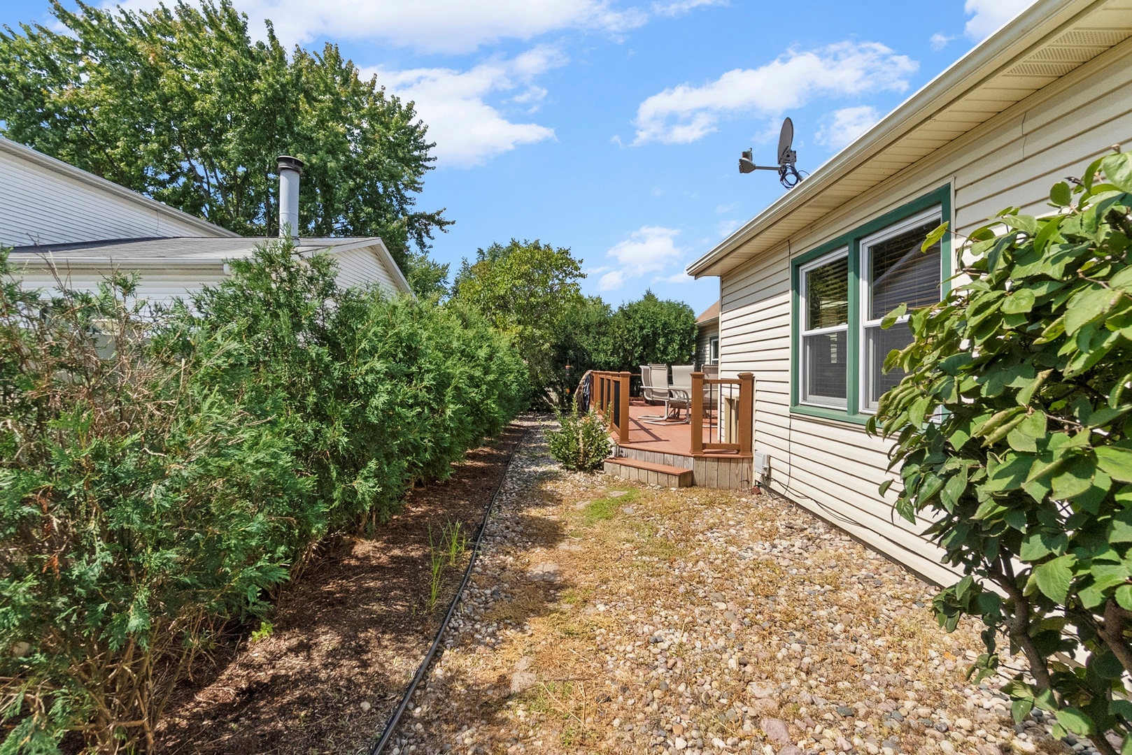 388 Canyon Trail, Carol Stream, IL 60188