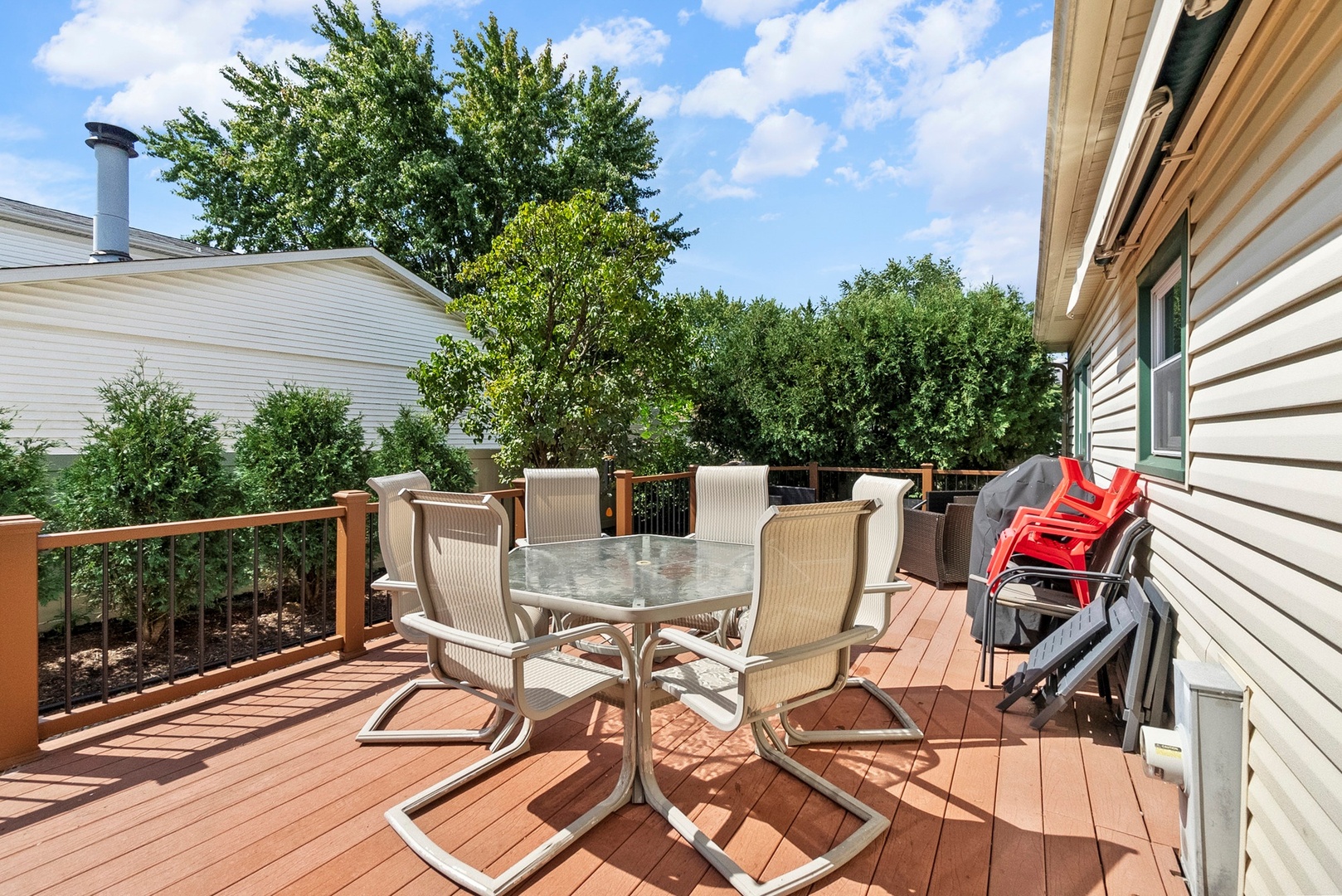 388 Canyon Trail, Carol Stream, IL 60188