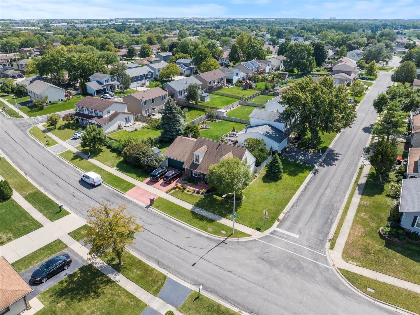388 Canyon Trail, Carol Stream, IL 60188