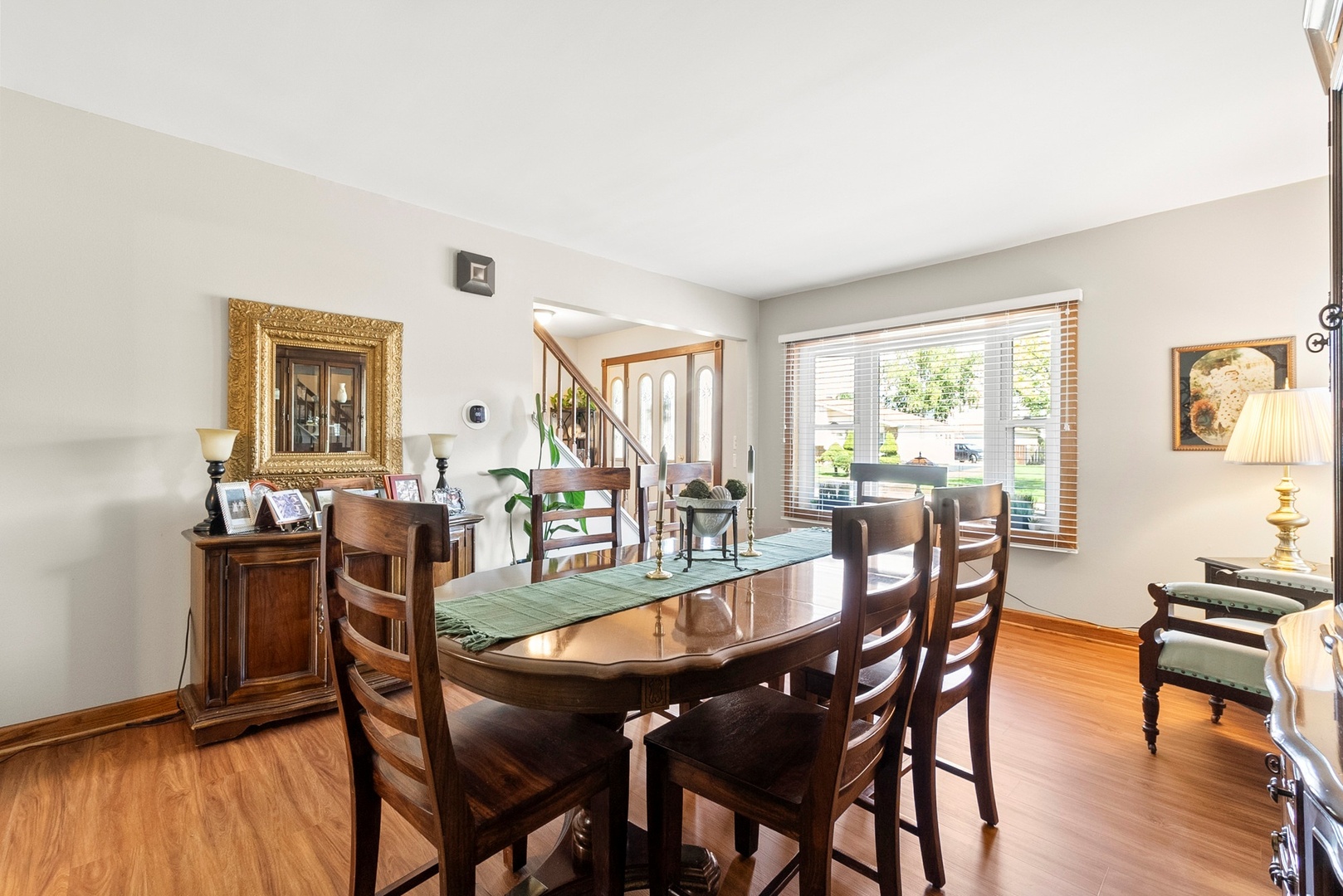 388 Canyon Trail, Carol Stream, IL 60188