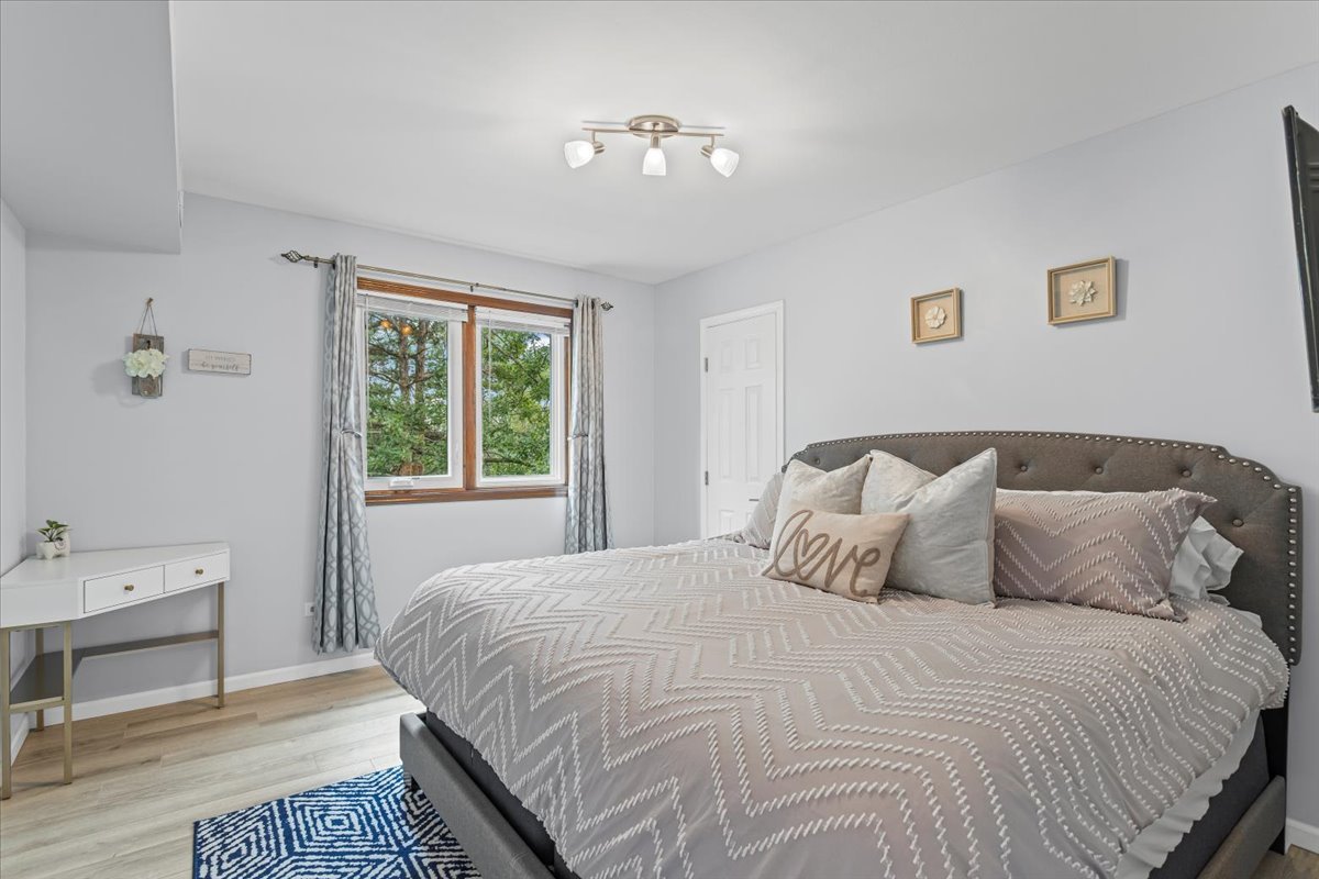 6814 Joliet Road #9, Indian Head Park, IL 60525