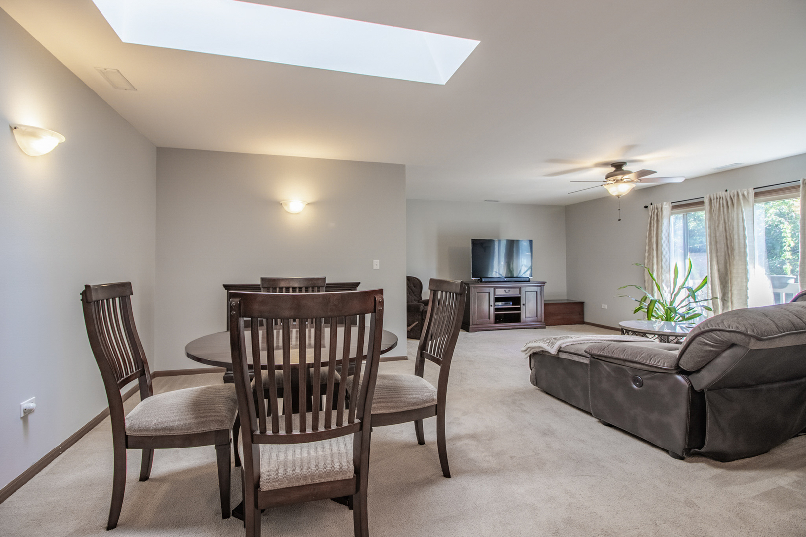 180 Barbara Jean Lane #180, Joliet, IL 60436