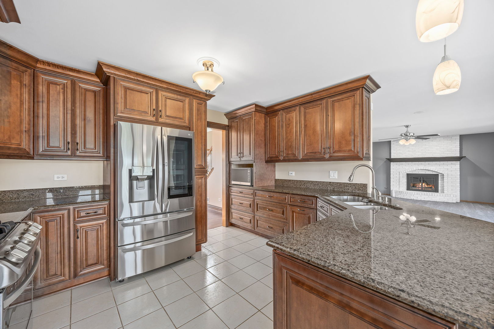 17814 Crystal Lake Drive, Homer Glen, IL 60491