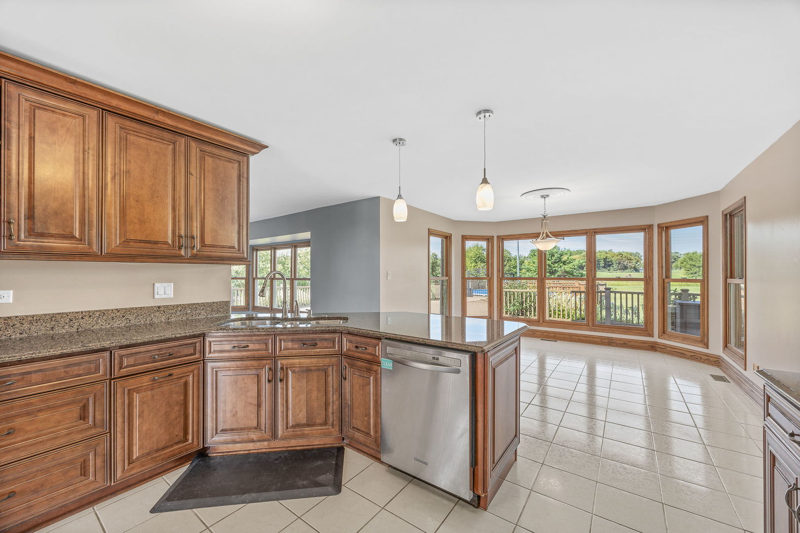 17814 Crystal Lake Drive, Homer Glen, IL 60491