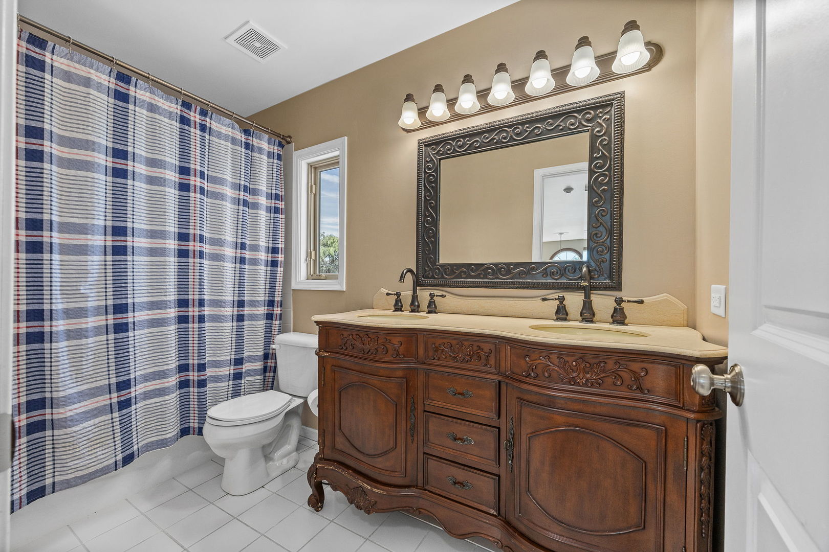 17814 Crystal Lake Drive, Homer Glen, IL 60491
