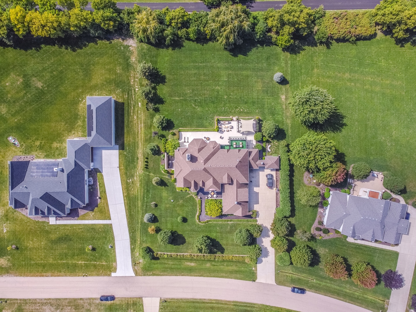 5285 Goldenrod Drive, Oswego, IL 60543