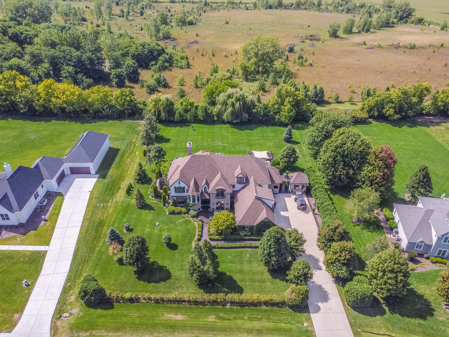 5285 Goldenrod Drive, Oswego, IL 60543