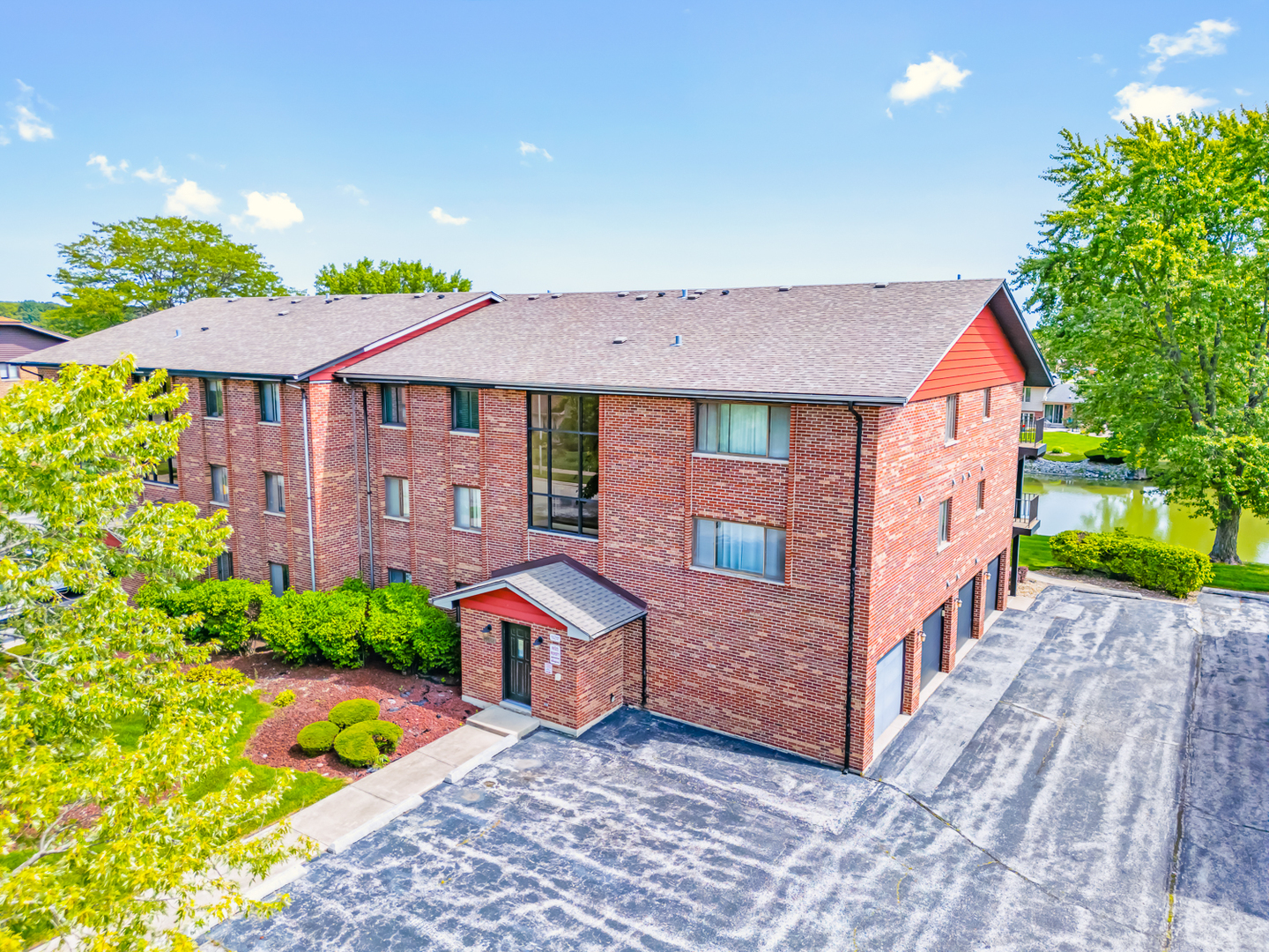 19535 Lake Shore Drive #3N, Lynwood, IL 60411