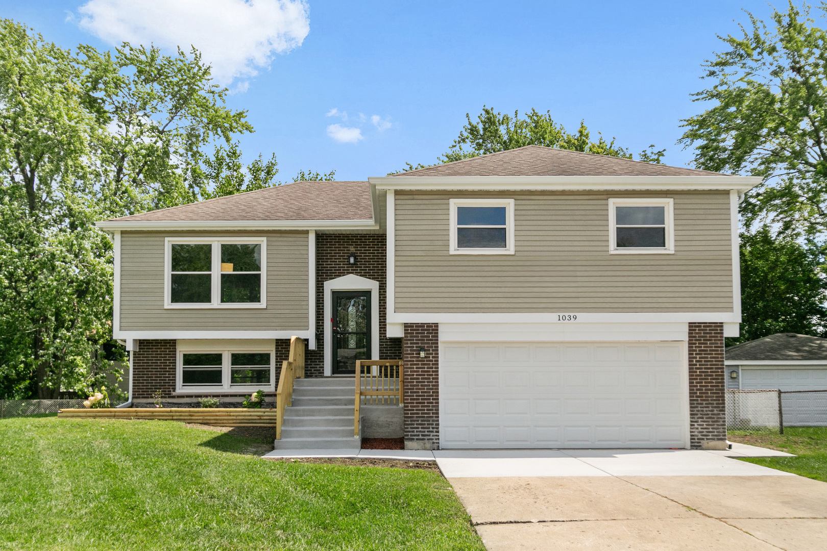 1039 Barrow Court, University Park, IL 60484