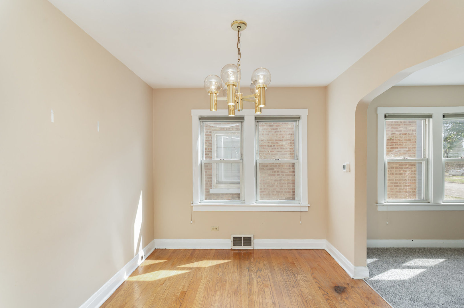 3311 N Oriole Avenue, Chicago, IL 60634